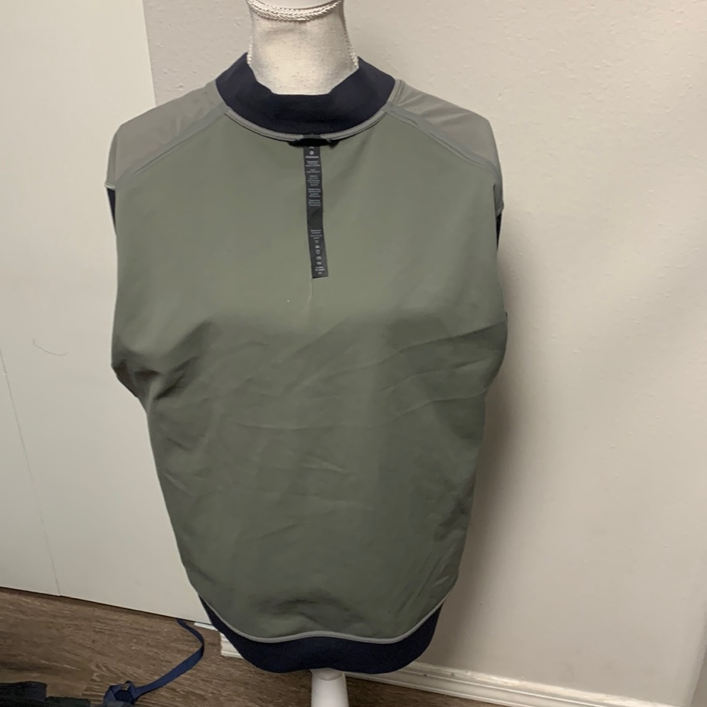 Lululemon jacket - Picture 6 of 7